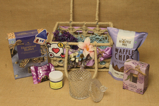 Sweet Tooth Aromatic Hamper For Housewarming